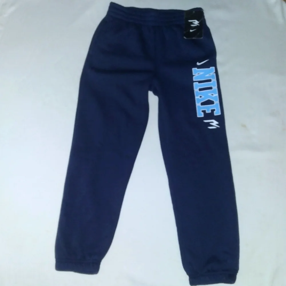Nike Boys Youth 2pc Jogger & Tee Set- Small - Picture 4 of 4